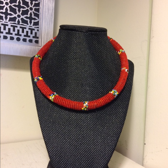 African Beaded Maasai Necklace /matching bracelet - Picture 4 of 4